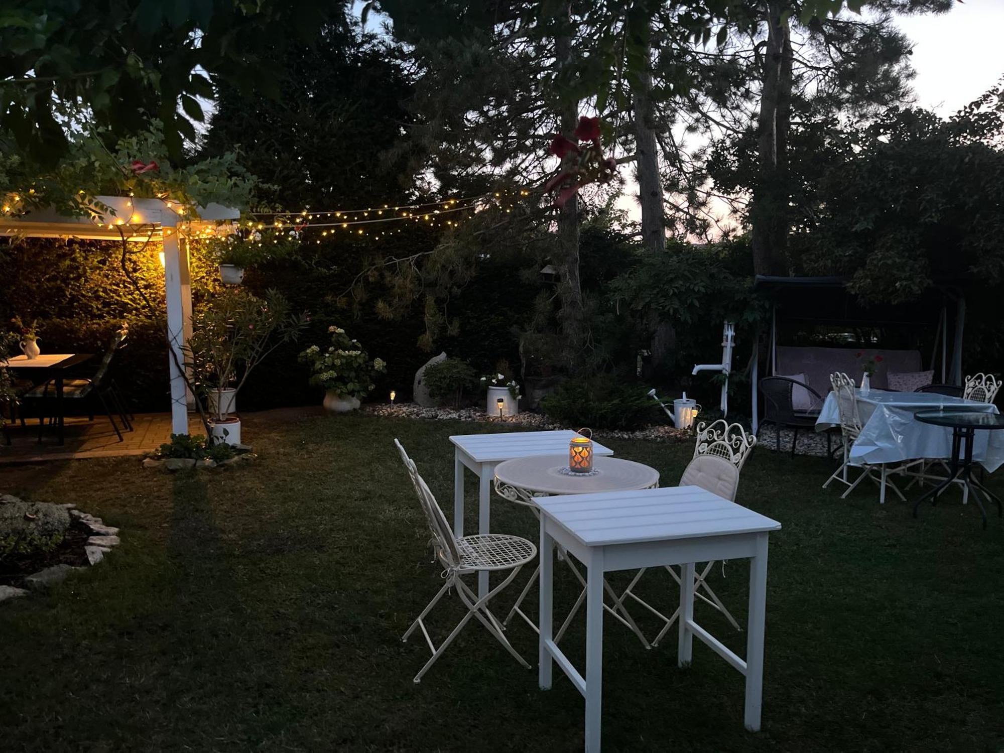 Relaxační studio VERA s UBYTOVÁNÍM Valtice Exterior foto